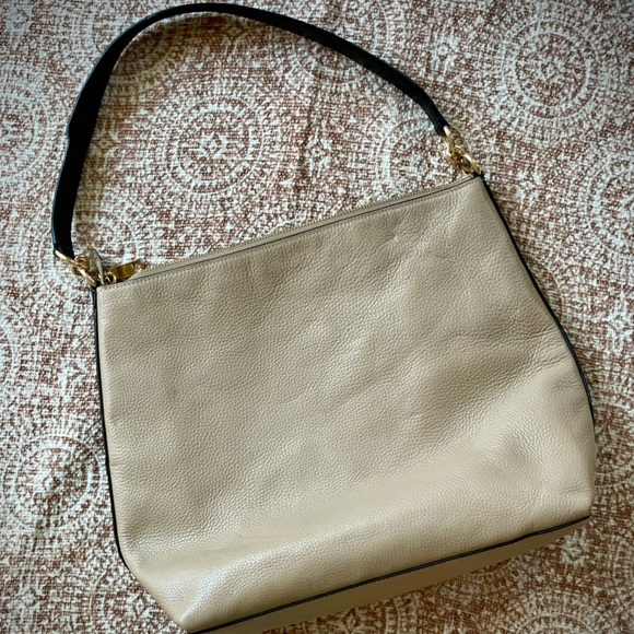 Women's Shoulder Bag - Picture 4 of 4